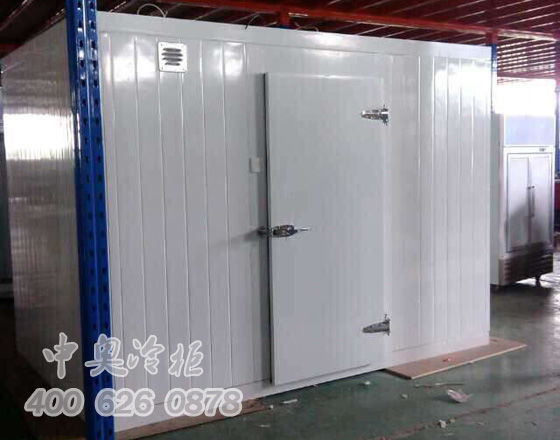 中奧冷柜廠家與北方餃子館冷庫(kù)合作案例